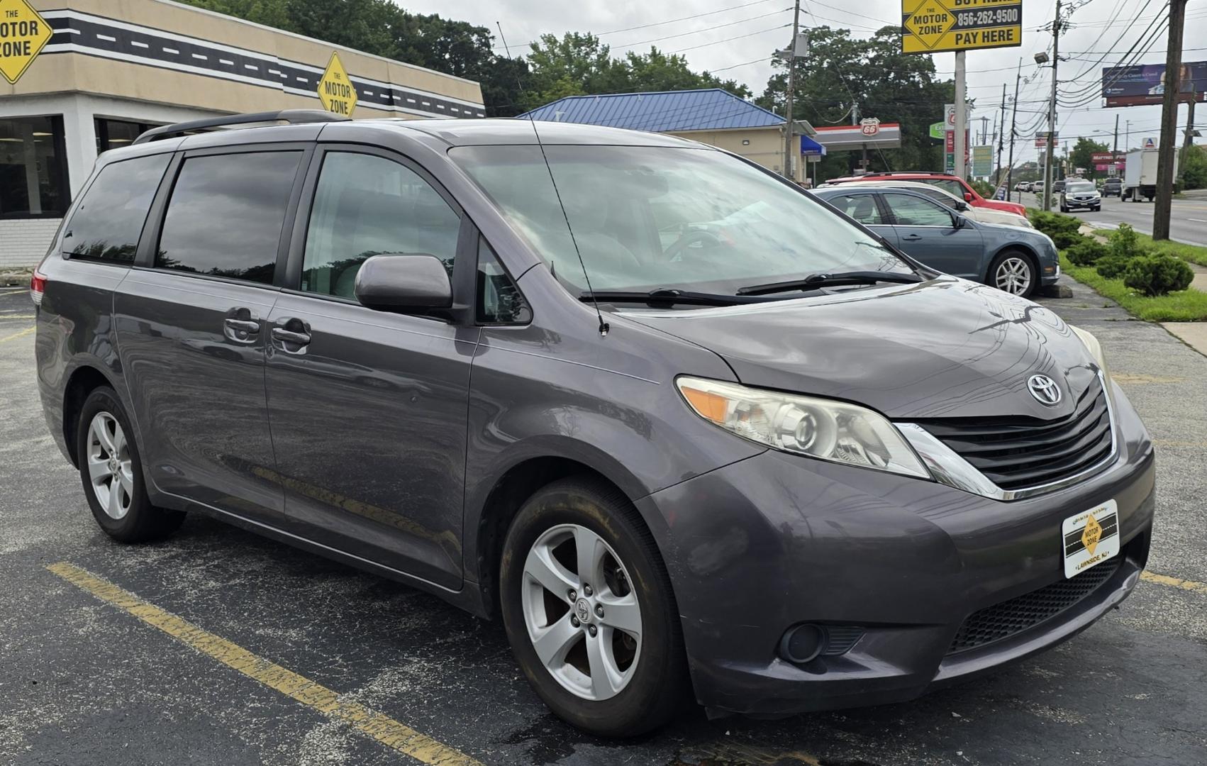 2011 Gray Toyota Sienna LE (5TDKK3DC6BS) with an V6, 3.5 Liter engine, Automatic, 6-Spd w/Overdrive transmission, located at 341 N White Horse Pike, Lawnside, NJ, 08045, (856) 262-9500, 39.855621, -75.027451 - Photo#1