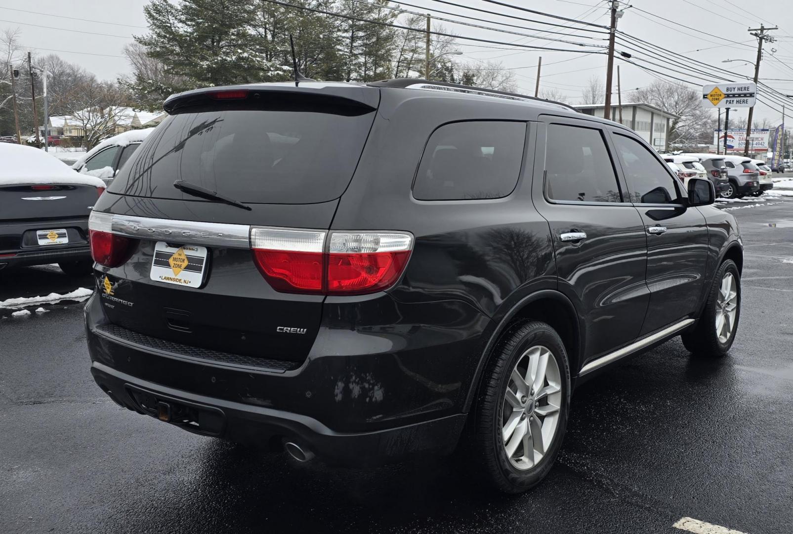 2013 Black Dodge Durango Crew (1C4SDJDT9DC) with an V8, HEMI, 5.7 Liter engine, Auto, 5-Spd w/OD transmission, located at 341 N White Horse Pike, Lawnside, NJ, 08045, (856) 262-9500, 39.855621, -75.027451 - Photo#3