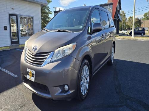 2013 Toyota Sienna Limited AWD 7-Passenger V6